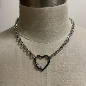 Heart necklace rhinestones chunky chain nwt